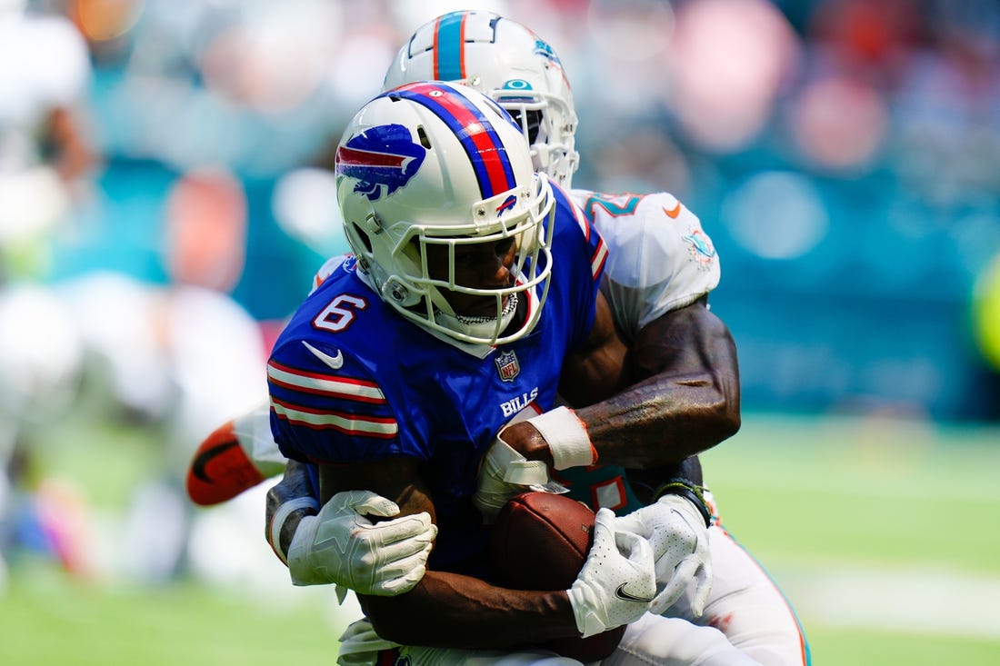 The Bills Dominate Dolphins in AFC East Showdown