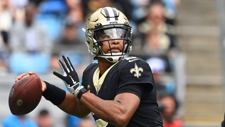 Sep 25, 2022; Charlotte, North Carolina, USA; New Orleans Saints quarterback Jameis Winston (2) looks to pass in the second quarter at Bank of America Stadium. Mandatory Credit: Bob Donnan-USA TODAY Sports