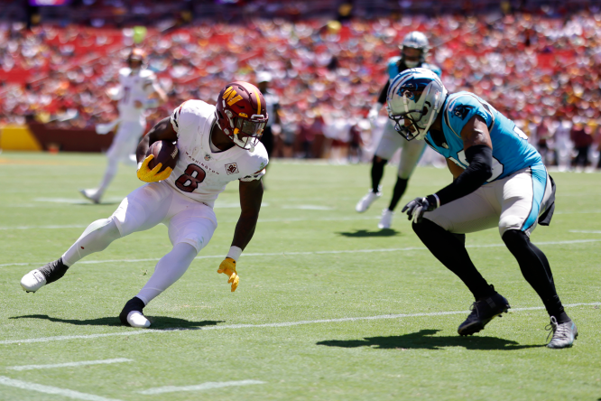 LOOK: Washington Commanders' Brian Robinson runs routes during pre-game  workout at FedEx Field