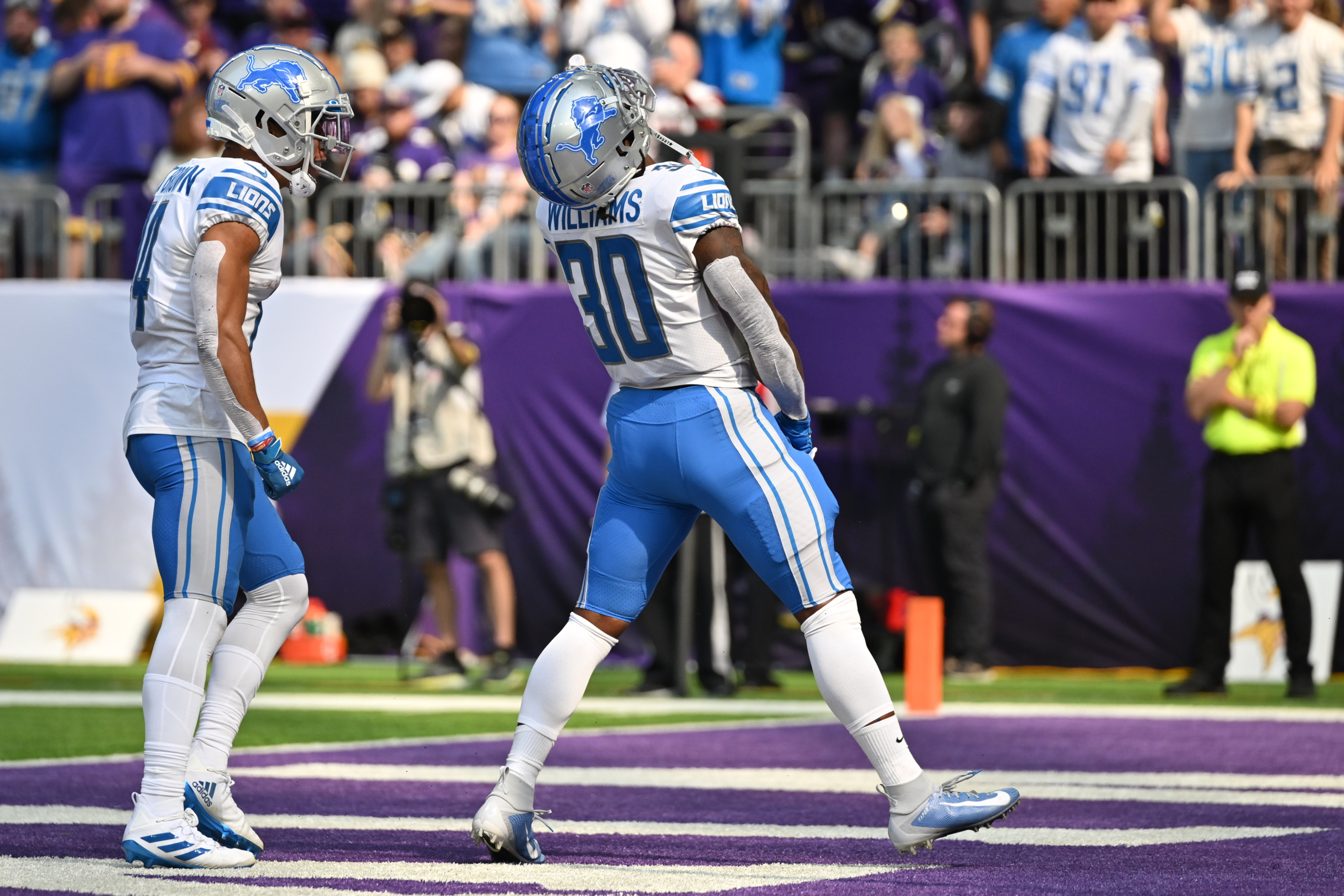 Lions' Jamaal Williams' impassioned huddle breakdown illustrates