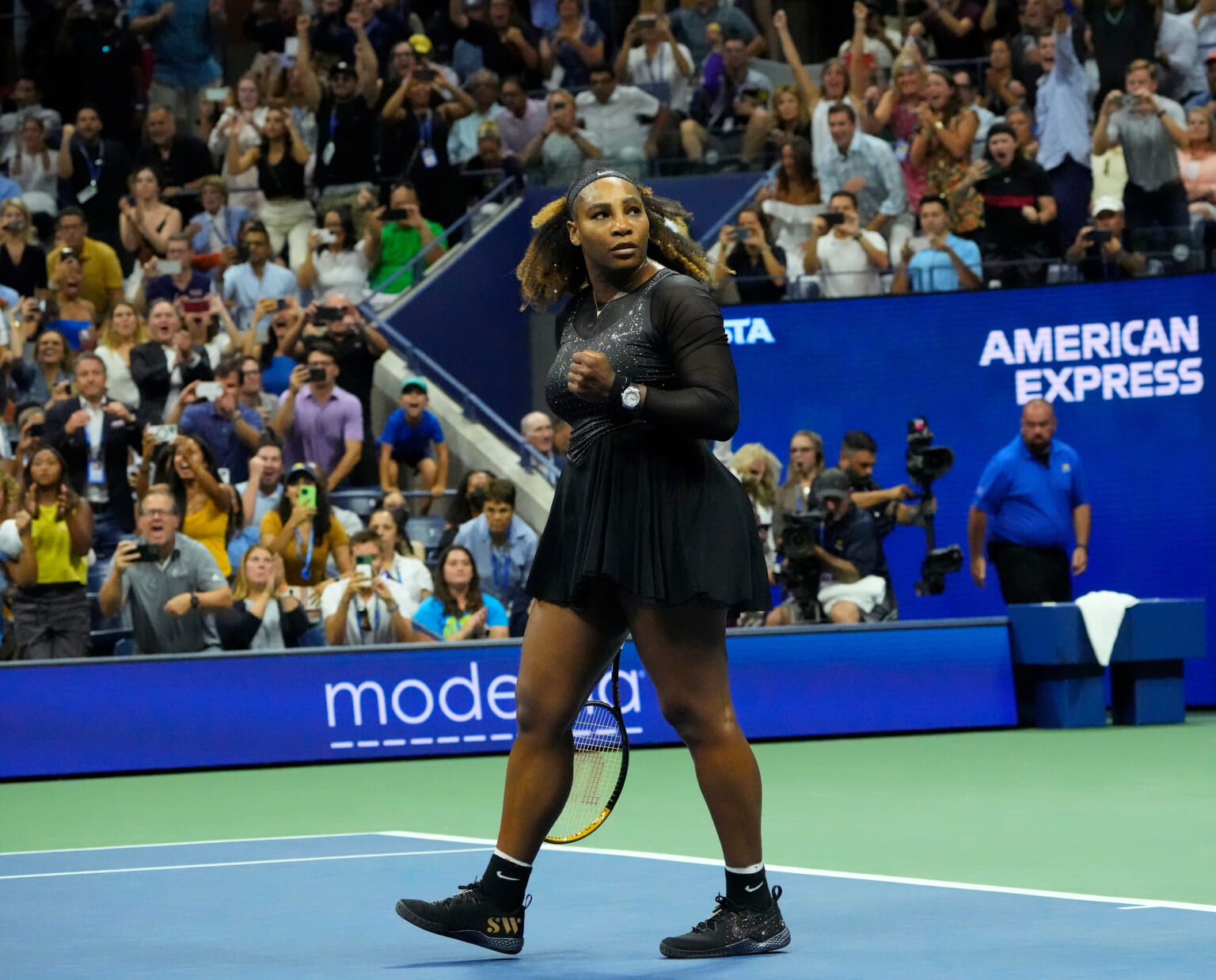 US Open ticket prices for Serena Williams' 3rd round match skyrocket to ...