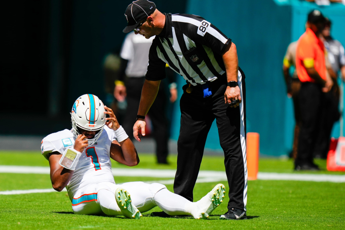 Miami Dolphins QB Tua Tagovailoa Removed From Game After Taking ...