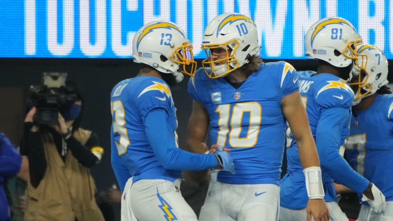 nfl week 2: los angeles chargers at kansas city chiefs