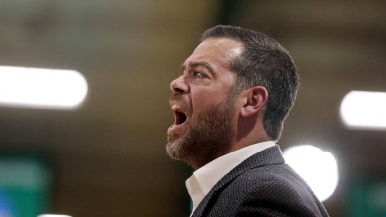 Manhattan basketball coach Steve Masiello yells at a referee during a MAAC basketball game against Iona at Manhattan College Feb 22, 2019. Iona defeated Manhattan 66-52.Iona Vs Manhattan Basketball