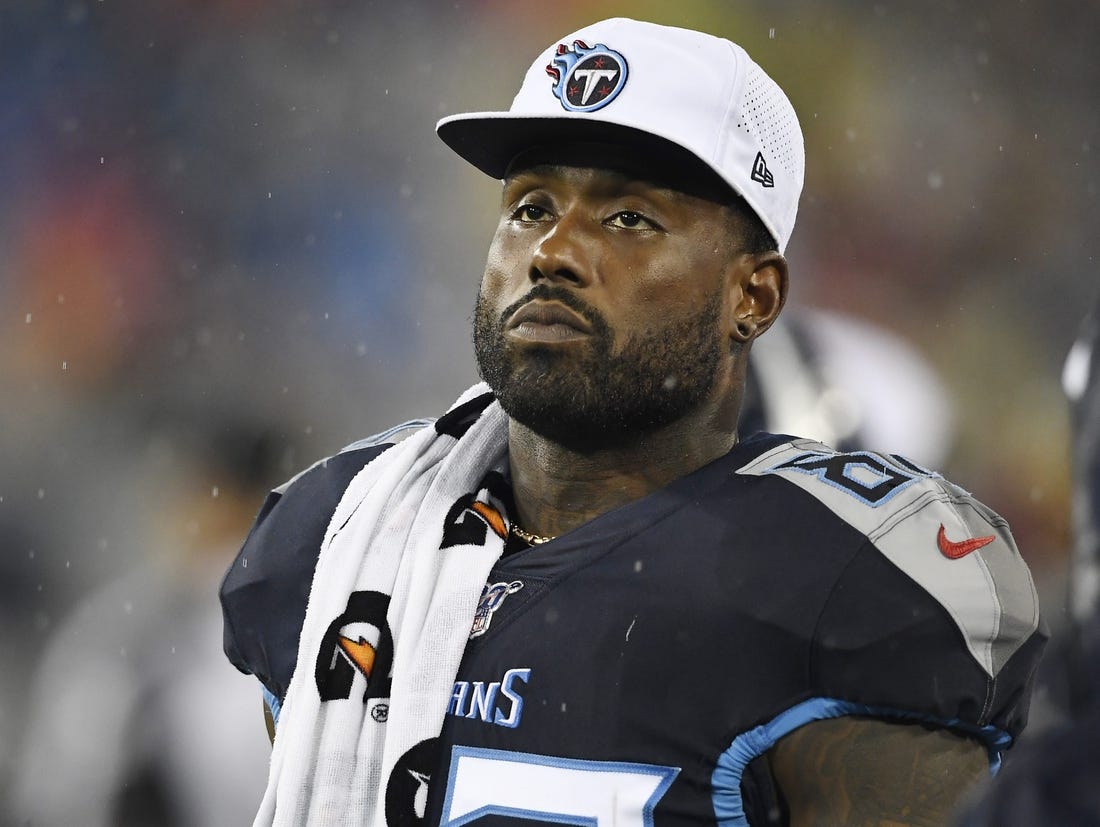 No. 18-Delanie Walker: Tennessee Titans tight end Walker (82) watches the second quarter against the Pittsburgh Steelers during a preseason game at Nissan Stadium Aug. 25, 2019.

Gw59943