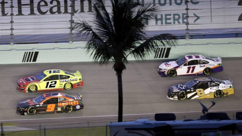 Jun 14, 2020; Homestead, Florida, USA; A general view as drivers race during the NASCAR Cup series race at Homestead-Miami Speedway. Mandatory Credit: Wilfredo Lee/Pool Photo via USA TODAY Network