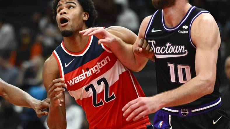 Feb 12, 2022; Washington, District of Columbia, USA; Washington Wizards center Vernon Carey Jr. (22) blocks out against the Sacramento Kings during the second half at Capital One Arena. Mandatory Credit: Brad Mills-USA TODAY Sports