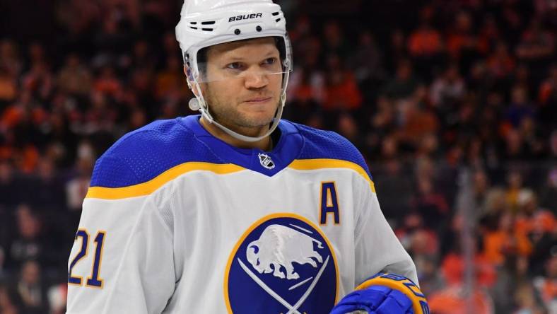 Apr 17, 2022; Philadelphia, Pennsylvania, USA; Buffalo Sabres right wing Kyle Okposo (21) against the Philadelphia Flyers at Wells Fargo Center. Mandatory Credit: Eric Hartline-USA TODAY Sports