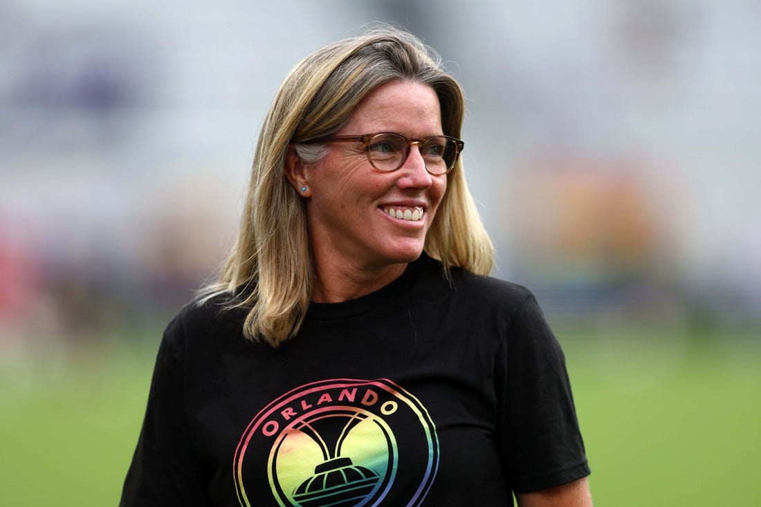 May 27, 2022; Orlando, Florida, USA;  Orlando Pride head coach Amanda Cromwell before the game against the Washington Spirit at Exploria Stadium. Mandatory Credit: Nathan Ray Seebeck-USA TODAY Sports