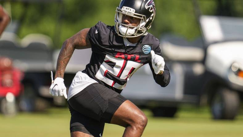 Jul 29, 2022; Flowery Branch, GA, USA; Atlanta Falcons cornerback Casey Hayward (29) runs during training camp at IBM Performance Field. Mandatory Credit: Dale Zanine-USA TODAY Sports