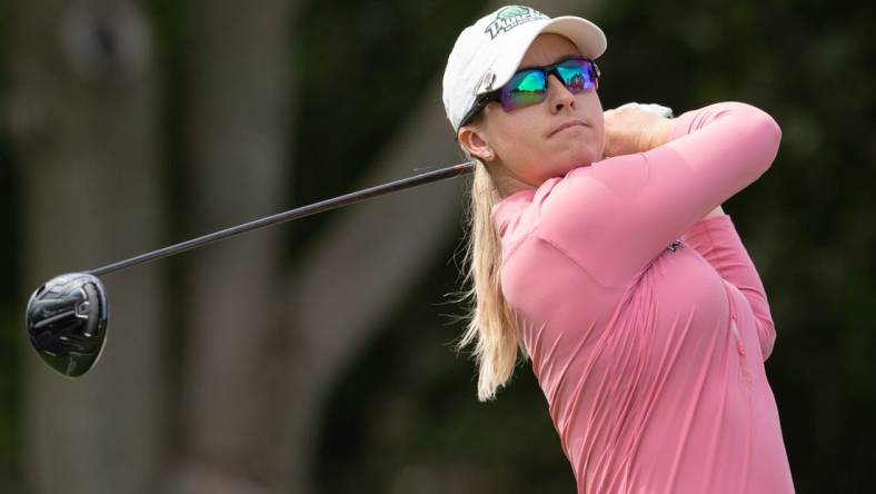 Aug 25, 2022; Ottawa, Ontario, CAN; Jodi Ewart Shadoff of England tees off during the first round of the CP Women's Open golf tournament. Mandatory Credit: Marc DesRosiers-USA TODAY Sports