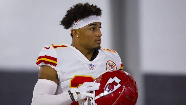 Sep 11, 2022; Glendale, Arizona, USA; Kansas City Chiefs cornerback Trent McDuffie (21) against the Arizona Cardinals at State Farm Stadium. Mandatory Credit: Mark J. Rebilas-USA TODAY Sports