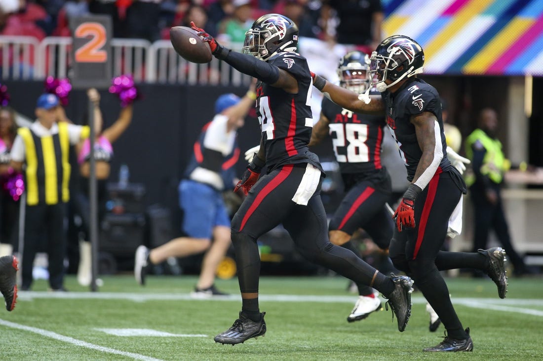 Oct 2, 2022; Atlanta, Georgia, USA; Atlanta Falcons linebacker Rashaan Evans (54) celebrates after a fumble recovery against the Cleveland Browns in the first quarter at Mercedes-Benz Stadium. Mandatory Credit: Brett Davis-USA TODAY Sports