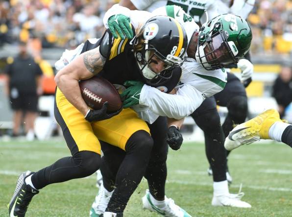 New York Jets vs Pittsburgh Steelers - October 02, 2022