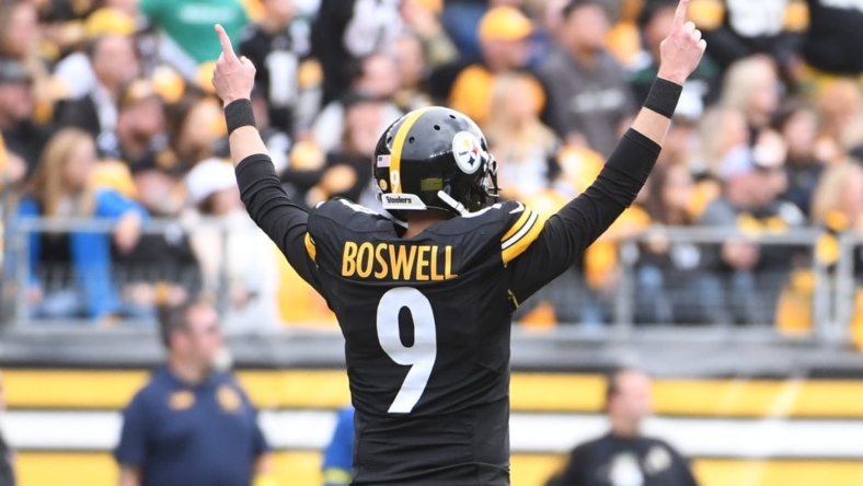 Oct 2, 2022; Pittsburgh, Pennsylvania, USA;  Pittsburgh Steelers kicker Chris Boswell (9) celebrates making a 59 yard field goal against the New York Jets to close the second quarter at Acrisure Stadium. Mandatory Credit: Philip G. Pavely-USA TODAY Sports