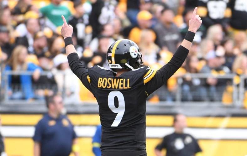 Oct 2, 2022; Pittsburgh, Pennsylvania, USA;  Pittsburgh Steelers kicker Chris Boswell (9) celebrates making a 59 yard field goal against the New York Jets to close the second quarter at Acrisure Stadium. Mandatory Credit: Philip G. Pavely-USA TODAY Sports