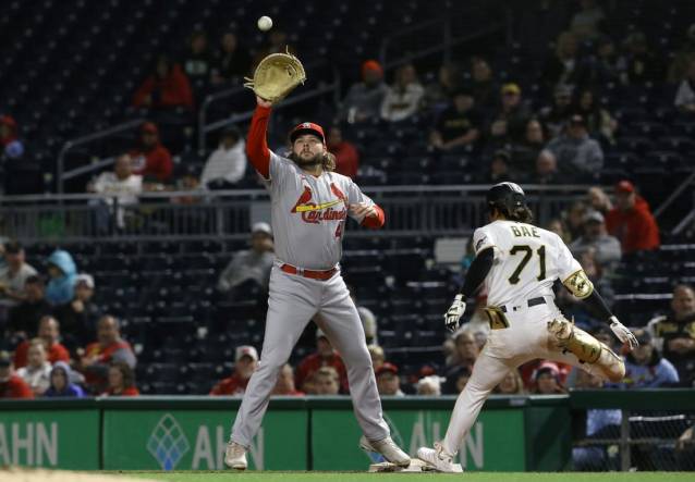 St. Louis Cardinals win 2022 home opener over Pirates