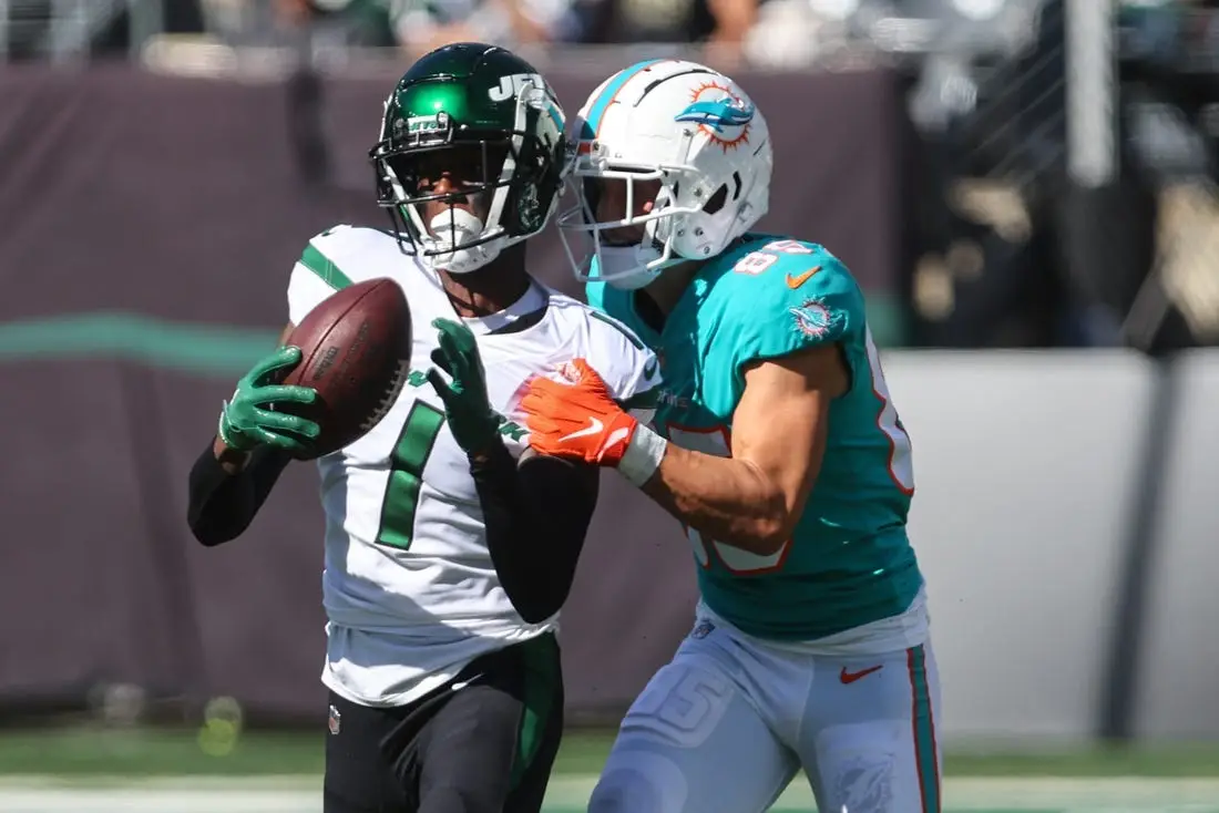 RB Breece Hall shines in Jets' 40-17 thumping of Dolphins