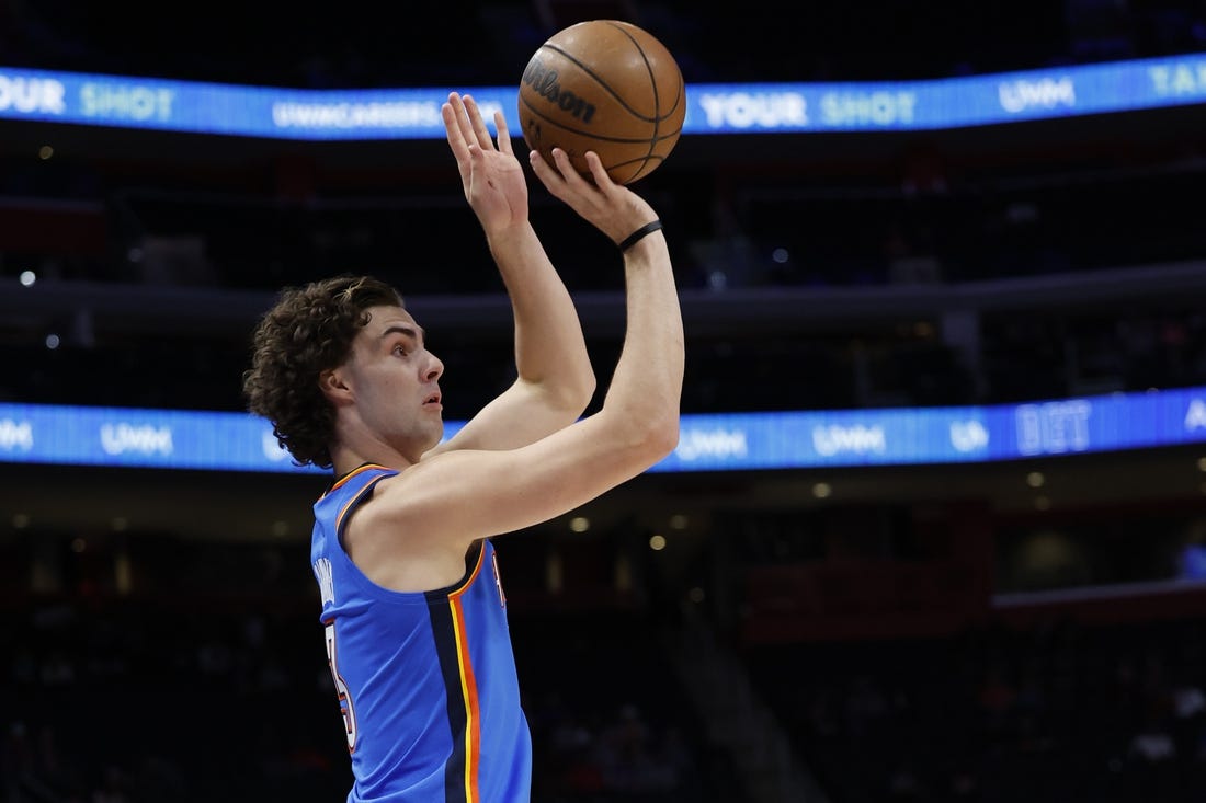 Josh Giddey injury updates: Thunder guard out Friday vs. Pacers with hip  injury - DraftKings Network