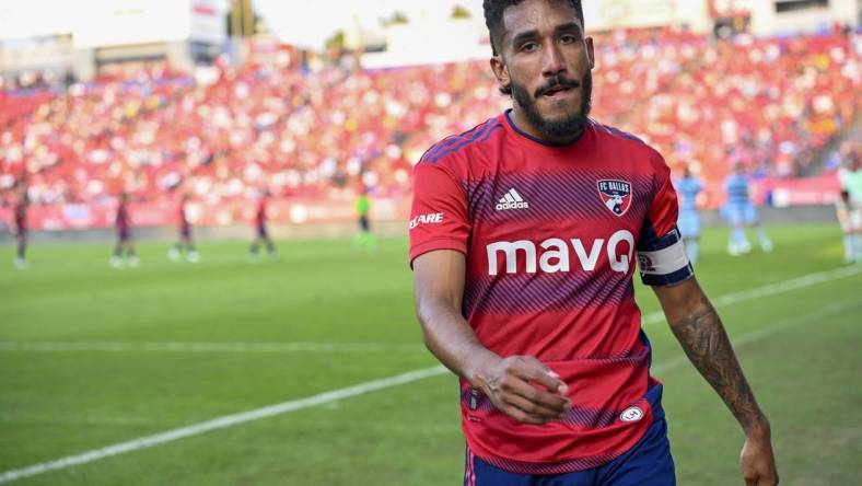 Oct 9, 2022; Frisco, Texas, USA; FC Dallas forward Jesus Ferreira (10) in action during the game between FC Dallas and Sporting Kansas City at Toyota Stadium. Mandatory Credit: Jerome Miron-USA TODAY Sports