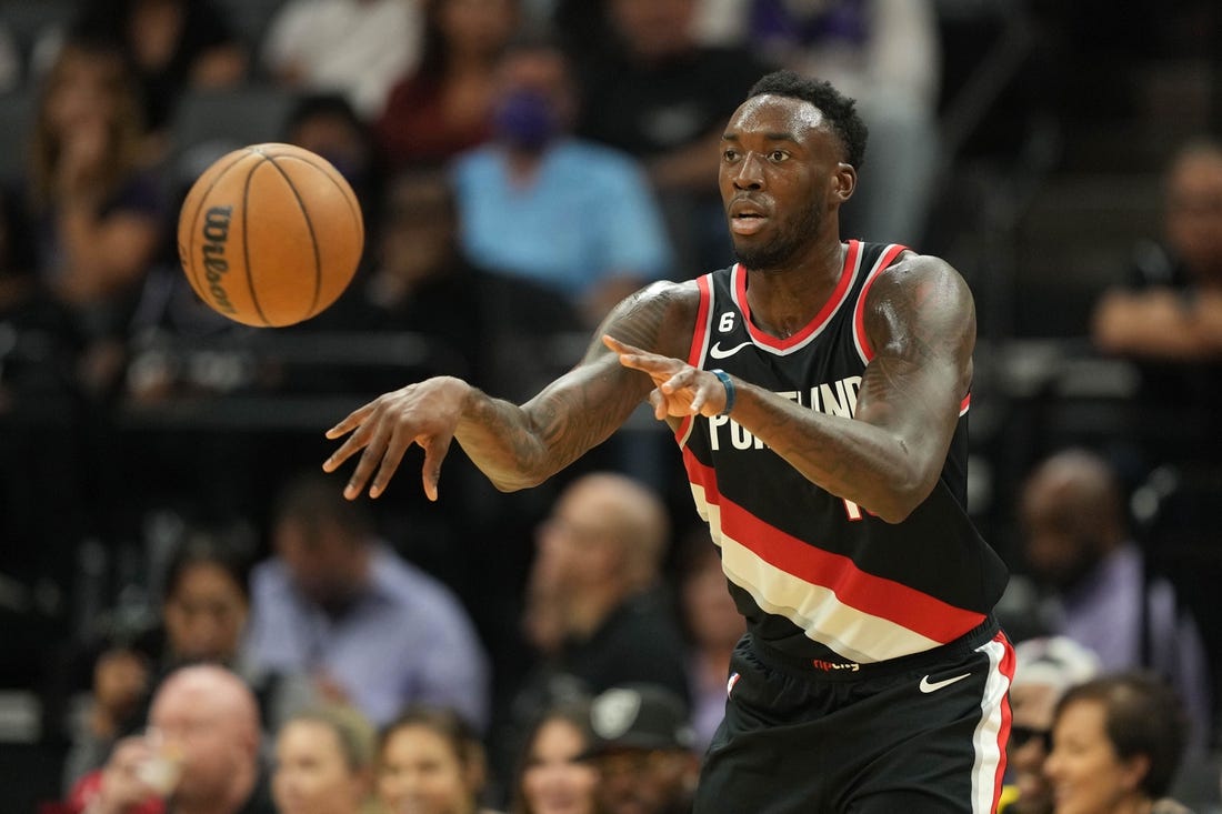 Oct 9, 2022; Sacramento, California, USA; Portland Trail Blazers forward Nassir Little (10) passes against the Sacramento Kings during the fourth quarter at Golden 1 Center. Mandatory Credit: Darren Yamashita-USA TODAY Sports