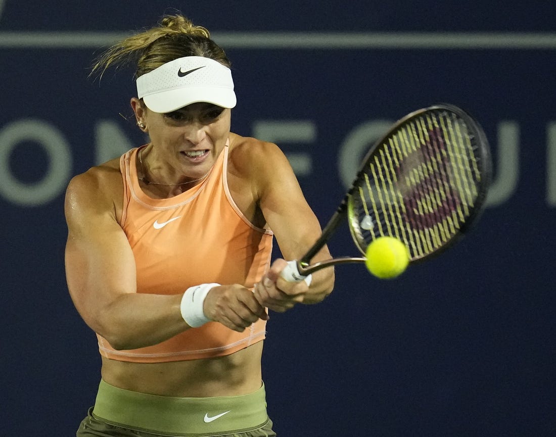 Oct 14, 2022; San Diego, California, US;  Paula Badosa of Spain hits a shot against Danielle Collins of the United States during the San Diego Open at Barnes Tennis Center. Mandatory Credit: Ray Acevedo-USA TODAY Sports