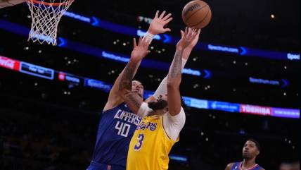 Kawhi Leonard nets 14 in return as Clippers defeat Lakers
