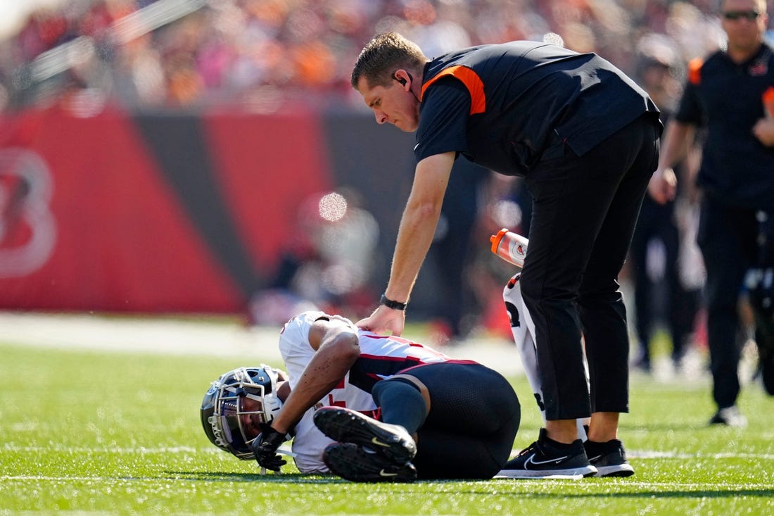 Atlanta Falcons cornerback A.J. Terrell (24) is tended to by the Bengals training staff after going down with a non-contact injury in the first quarter of the NFL Week 7 game between the Cincinnati Bengals and the Atlanta Falcons at Paycor Stadium in downtown Cincinnati on Sunday, Oct. 23, 2022. The Bengals led 28-17 at halftime. 


Mandatory Credit: Sam Greene-The Enquirer

Atlanta Falcons At Cincinnati Bengals Nfl Week 7