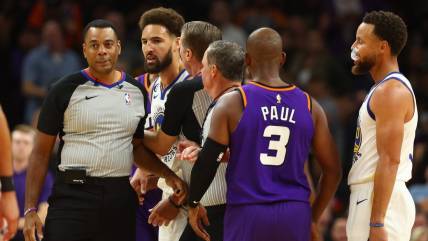 NBA roundup: Suns overcome heated third quarter, rout Warriors