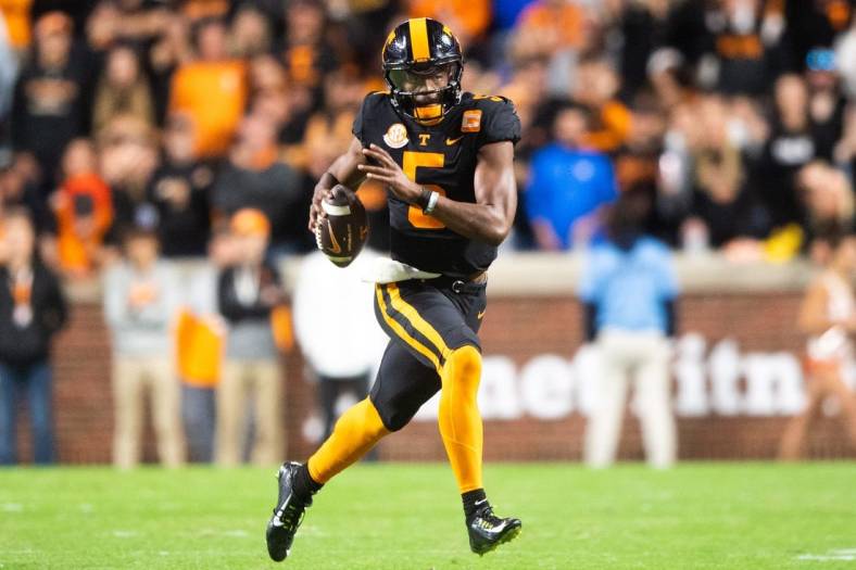 Tennessee quarterback Hendon Hooker (5) during Tennessee's game against Kentucky at Neyland Stadium in Knoxville, Tenn., on Saturday, Oct. 29, 2022.

Kns Vols Kentucky Bp