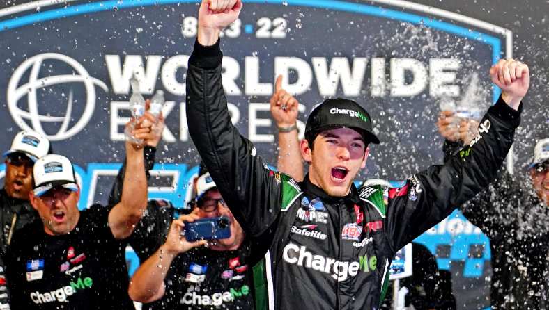 NASCAR: Truck Series Worldwide Express 250