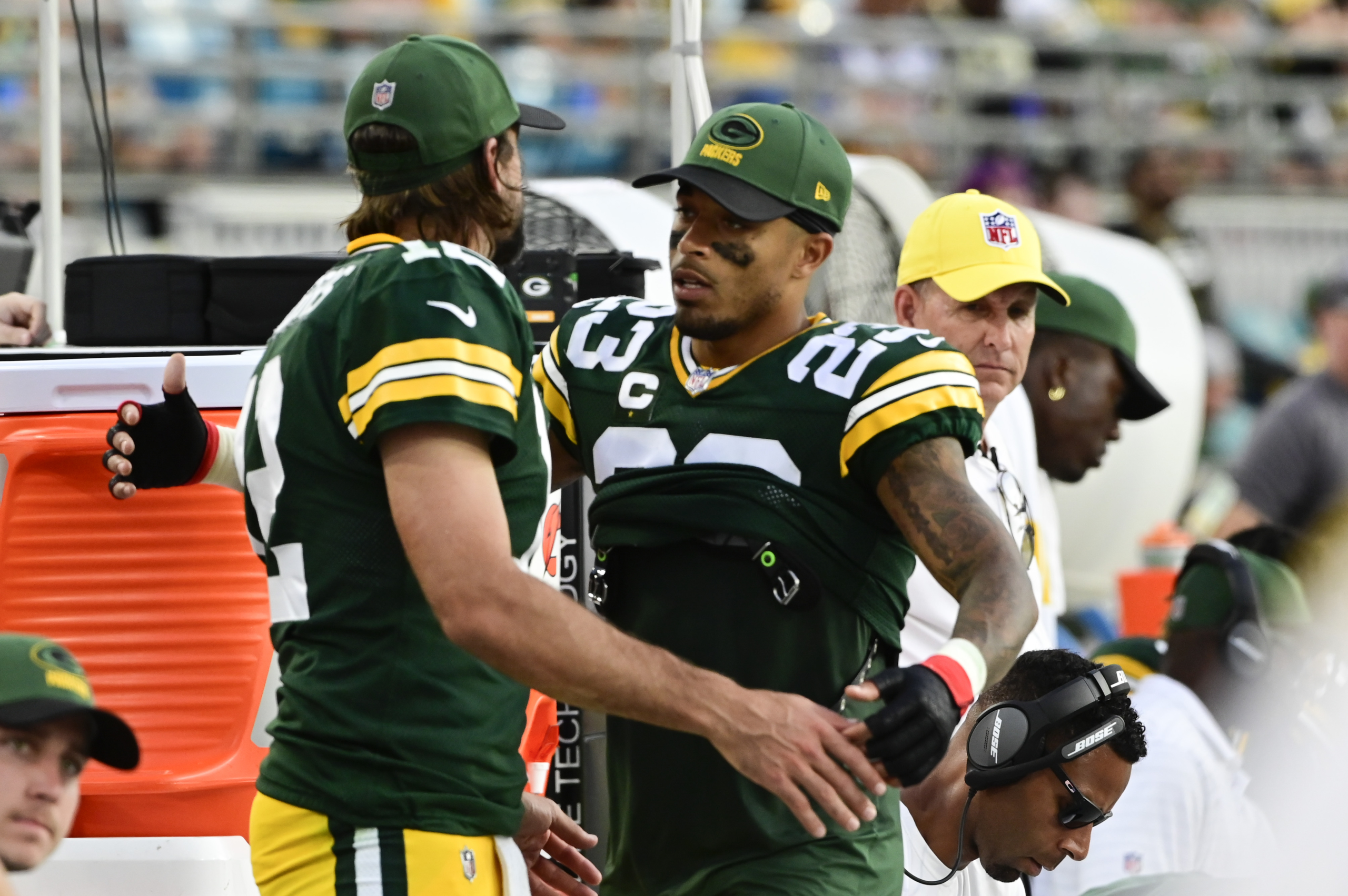 Aaron Rodgers not happy about 'losing' talk in Packers' locker