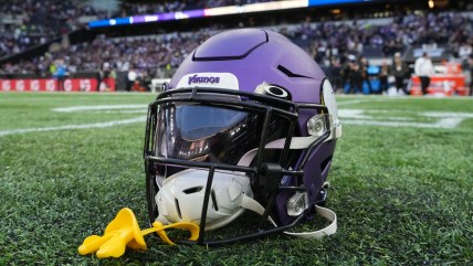 Identifying 4 Minnesota Vikings trade targets before Nov. 1 deadline