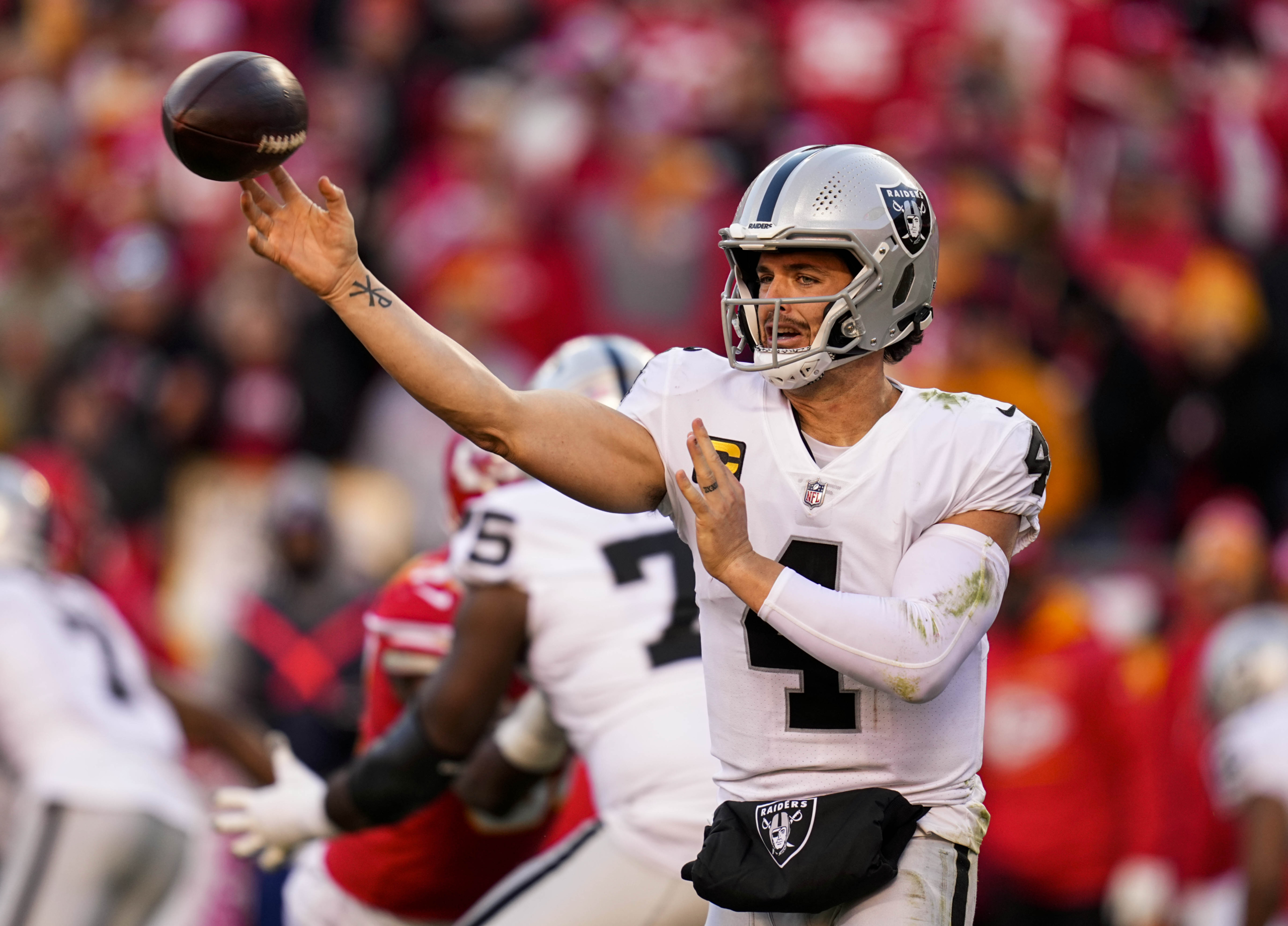 Las Vegas, Nevada, USA. 5th Feb, 2022. Kansas City Chiefs quarterback Patrick  Mahomes (15) dances to the chants from the fans during the AFC Pro Bowl  Practice at Las Vegas Ballpark in