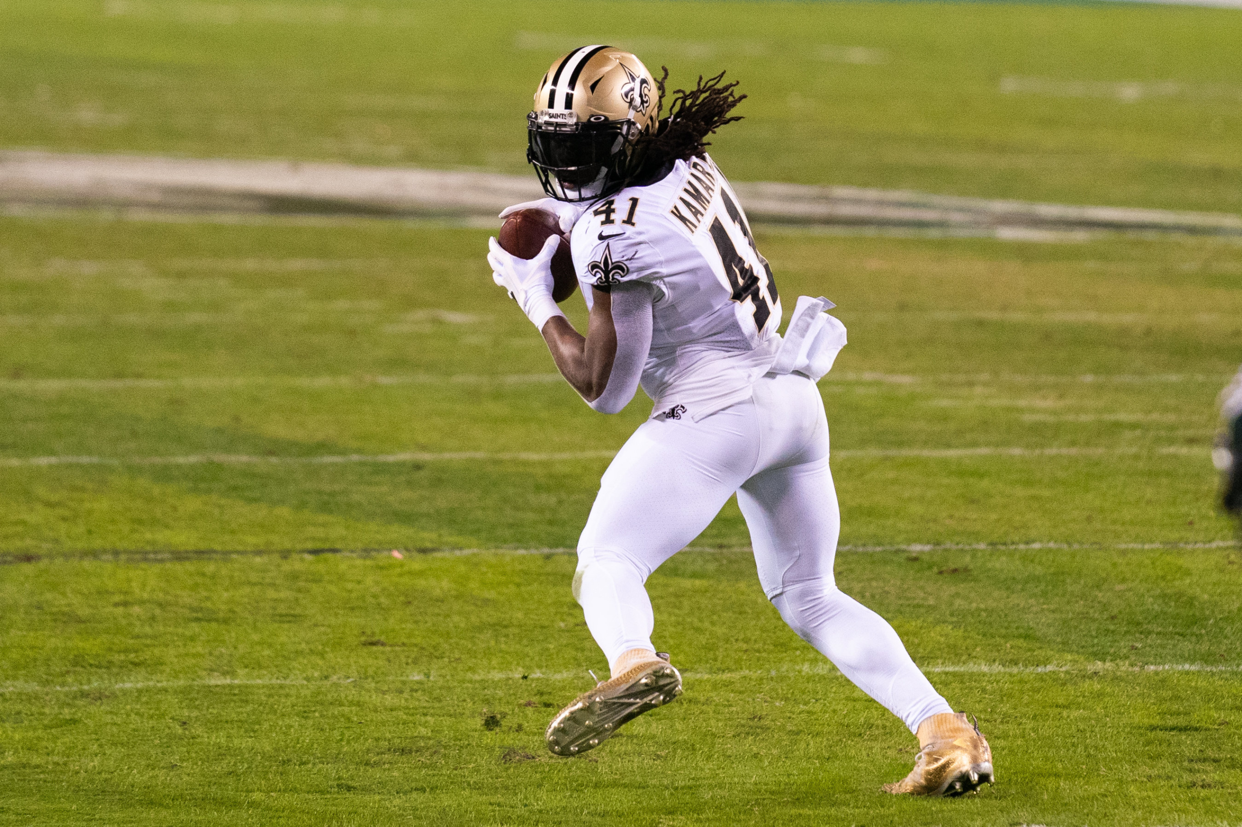 Alvin Kamara Eagles trade rumor gets cold water dumped all over it