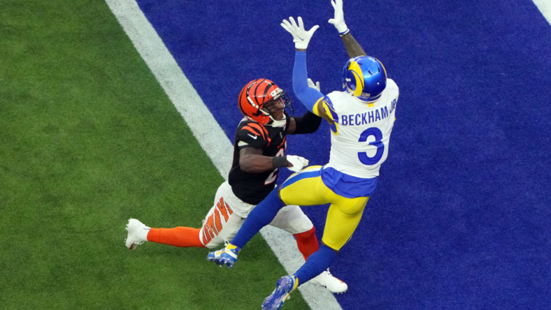 Odell Beckham Jr. starts with bang, finishes with flourish, busts loose  with 3 TDs in win over Cowboys - BrownsZone with Scott Petrak