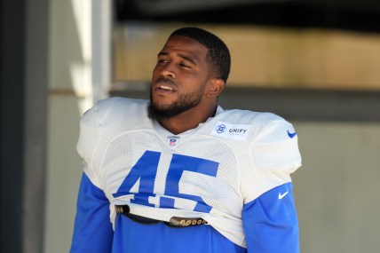 WATCH: Rams linebacker Bobby Wagner tackles protestor who ran on field  during MNF