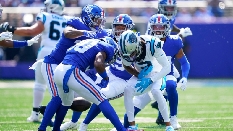 carolina panthers trade robbie anderson to the new york giants