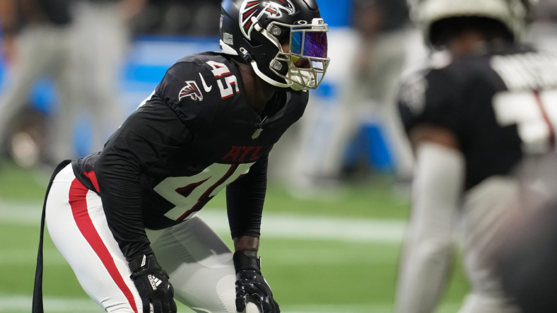 cleveland browns trade for deion jones