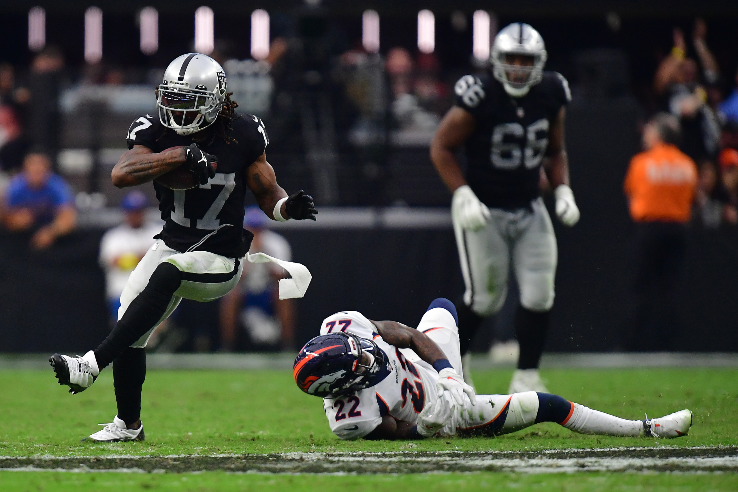 Davante Adams hauls in two touchdowns in Raiders 23-18 loss - Sactown Sports