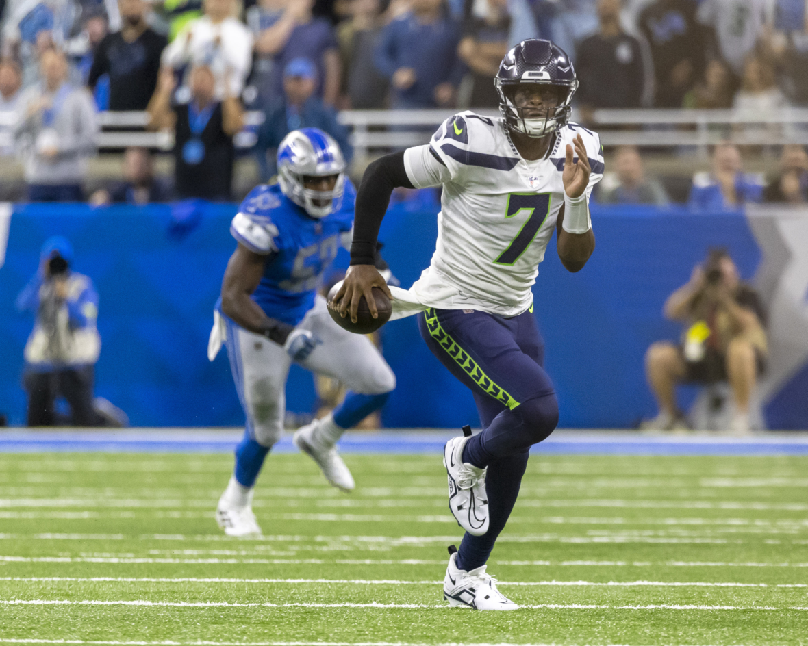 Seattle Seahawks QB Geno Smith Off To Historical Start To The 2022 NFL ...