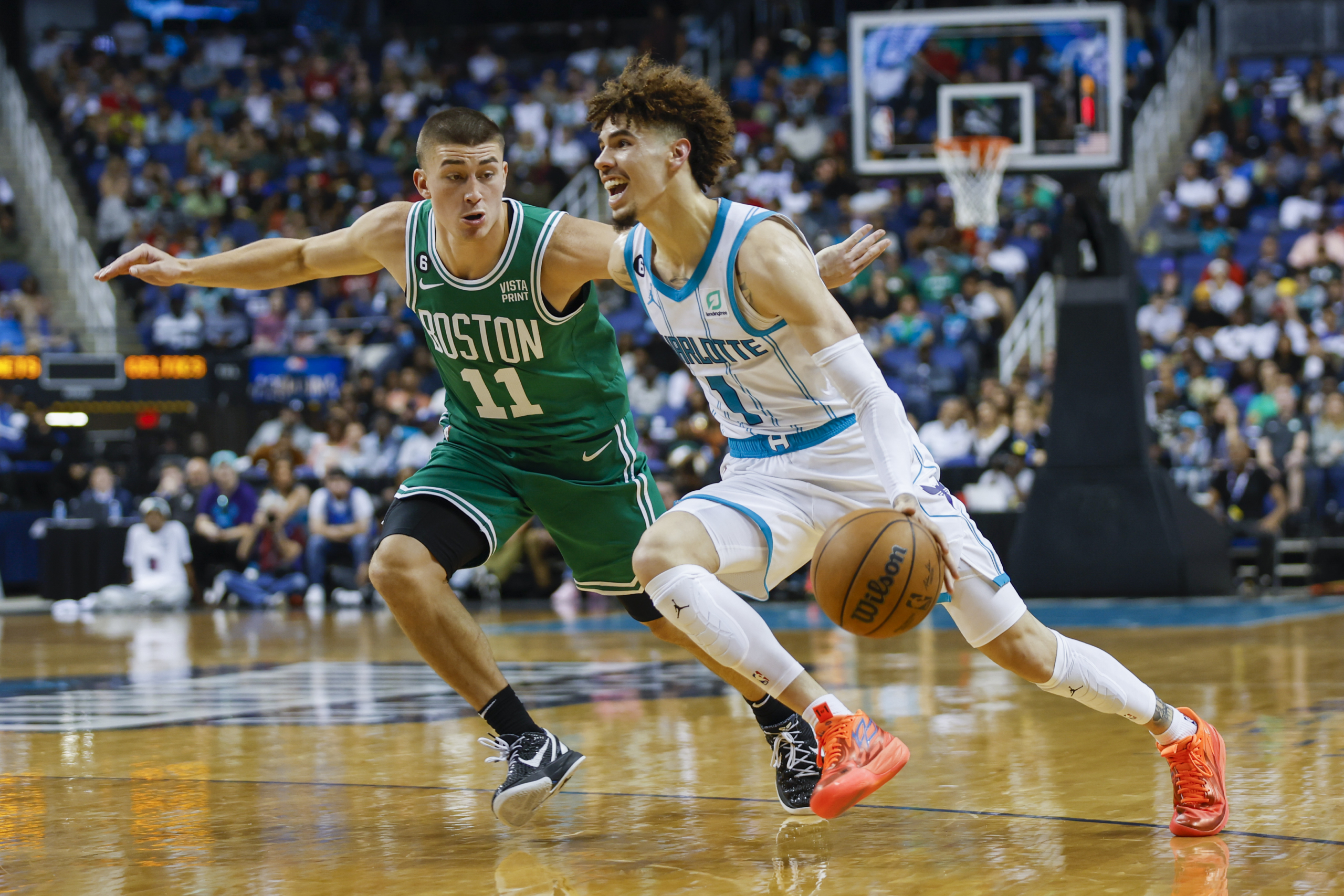 LaMelo Ball Powers a Surging Charlotte Hornets - The New York Times