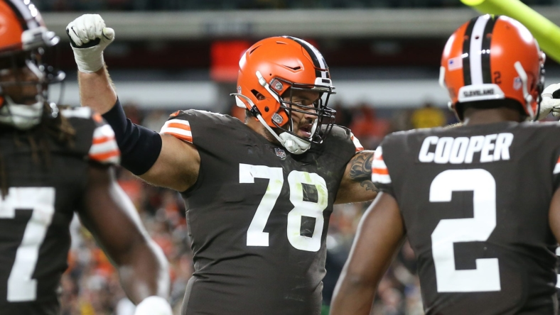 Nania] 3 Offensive Tackles NY Jets Could Target Via Trade : r/nyjets