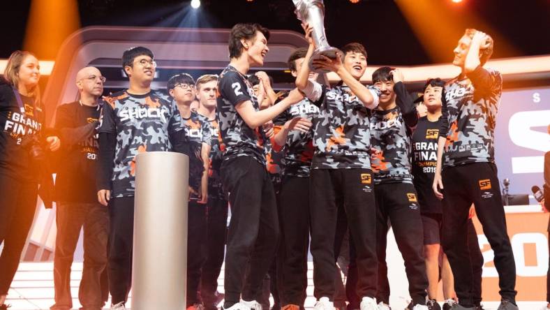 Sep 29, 2019; Philadelphia, PA, USA; The San Francisco Shock celebrate their victory in the 2019 Overwatch League Grand Finals e-sports championship against the Vancouver Titans at Wells Fargo Center. Mandatory Credit: Bill Streicher-USA TODAY Sports