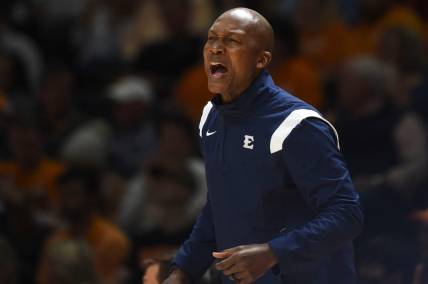 ETSU Mens Basketball Coach Desmond Oliver during the NCAA college basketball game between the Tennessee Volunteers and the ETSU Buccaneers in Knoxville, Tenn. on Sunday, November 14, 2021.

Kns Vols Hoops Etsu