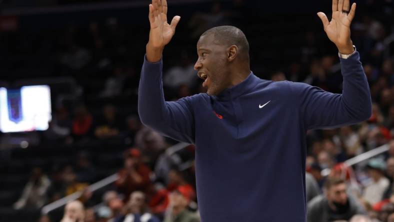 Mar 12, 2022; Washington, D.C., USA;  Dayton Flyers head coach Anthony Grant reacts on the bench against the Richmond Spiders in the first half at Capital One Arena. Mandatory Credit: Geoff Burke-USA TODAY Sports