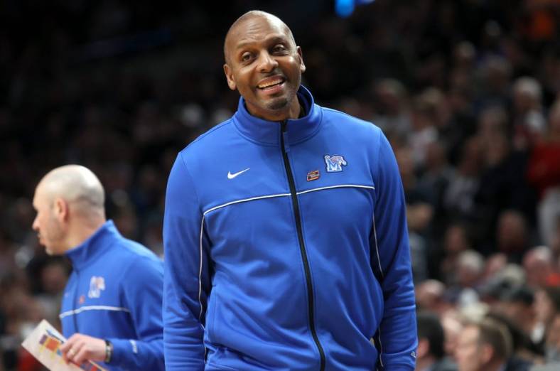 Memphis Tigers Head Coach Penny Hardaway looks over to the referee as the team takes on the Gonzaga Bulldogs in their second round NCAA Tournament matchup on Saturday, March 19, 2022 at the Moda Center in Portland, Ore.

Jrca3790