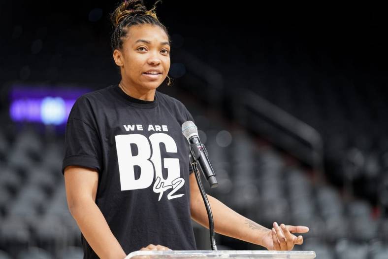 Imani McGee-Stafford speaks to attendees during a rally for Brittney Griner's release at the Footprint Center on July 6, 2022, in Phoenix.

Dsc04097