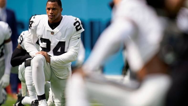 Las Vegas Raiders safety Johnathan Abram (24) warms up before facing the Tennessee Titans at Nissan Stadium Sunday, Sept. 25, 2022, in Nashville, Tenn.

Nfl Las Vegas Raiders At Tennessee Titans