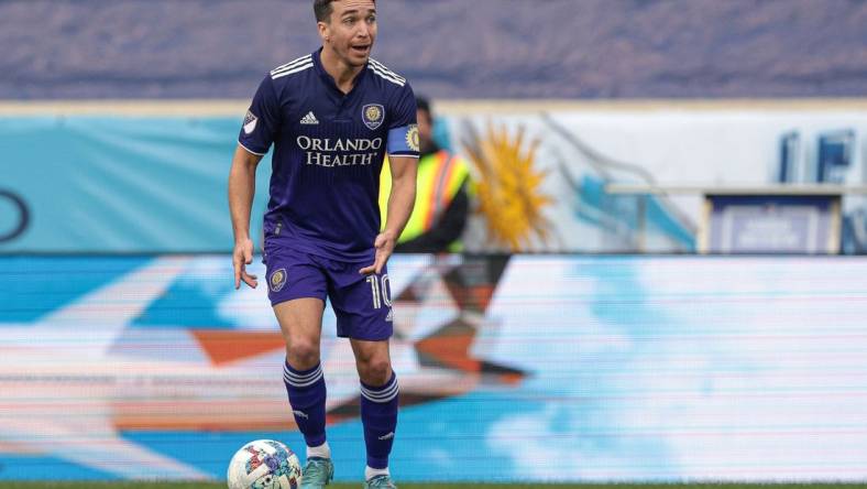 Oct 2, 2022; Harrison, New Jersey, USA; Orlando City SC midfielder Mauricio Pereyra (10) controls the ball against New York City FC during the first half at Red Bull Arena. Mandatory Credit: Vincent Carchietta-USA TODAY Sports